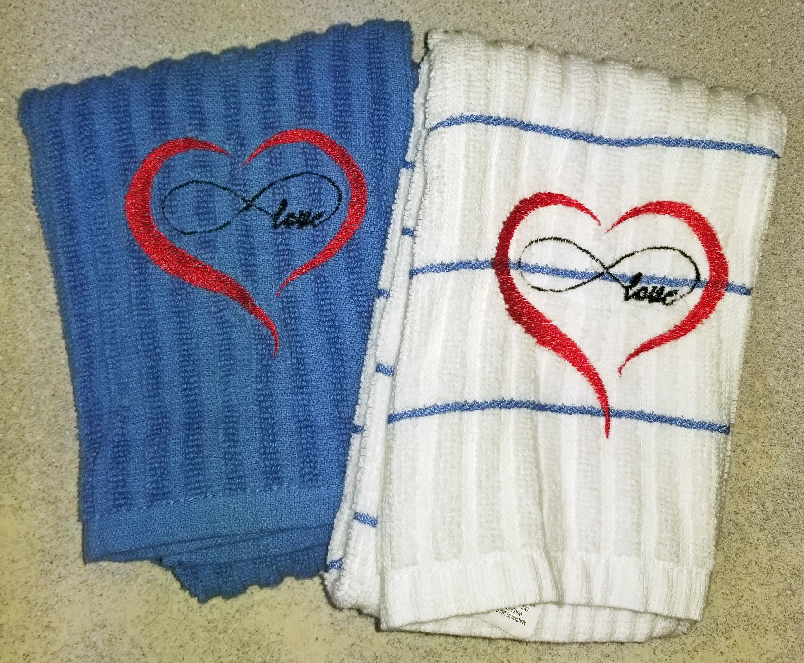 love towels blue